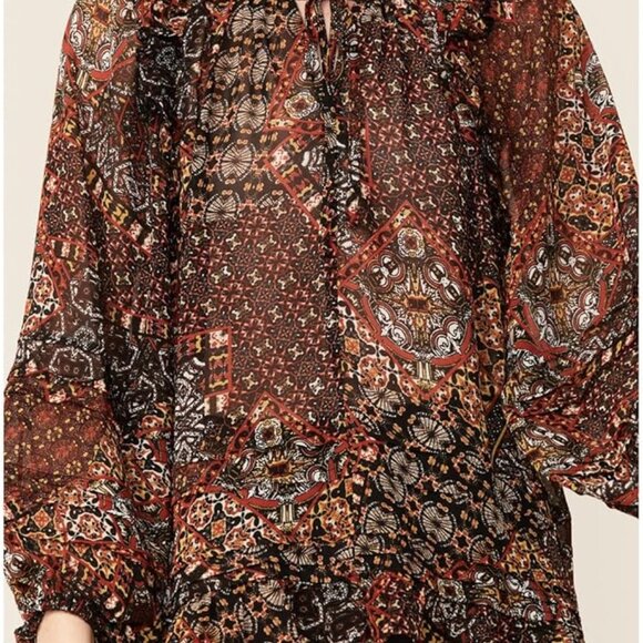 Miss Me Women's Boho Paisley Peasant Top - Picture 3 of 9